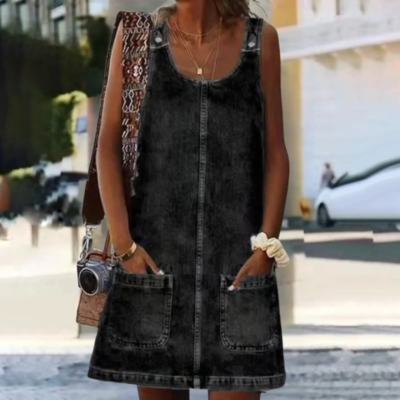 Otylia - Comfortabele mini-jurk met brede schouders